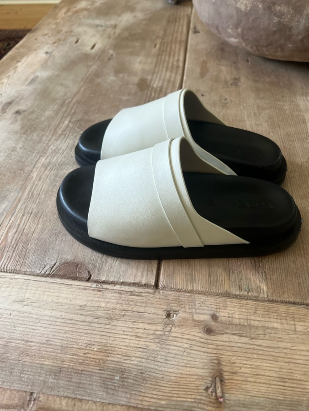Women’s Cream Slide Sandals with Black Sole - Picture 6 of 16